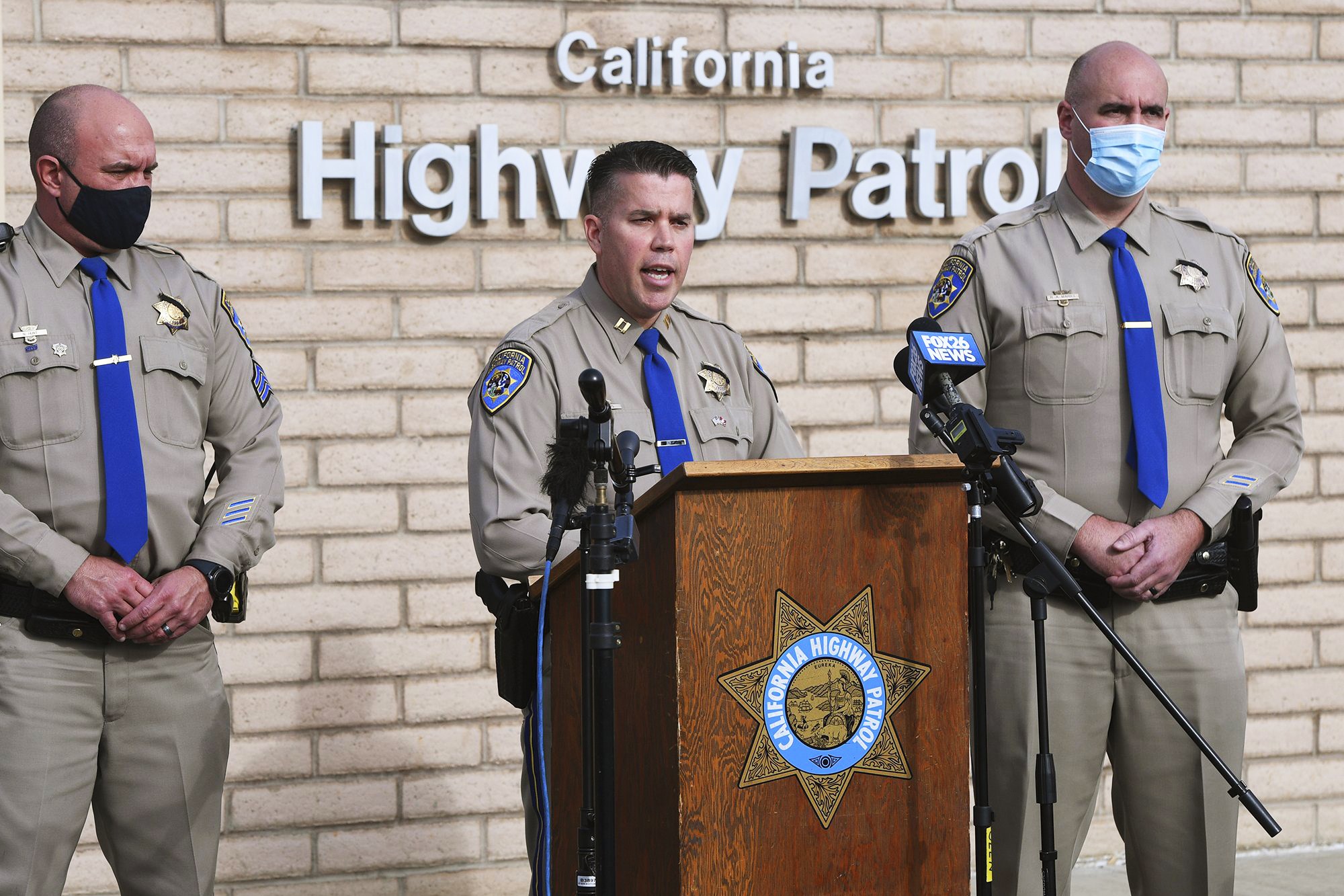 Head-on crash kills 7 children, 2 adults in California